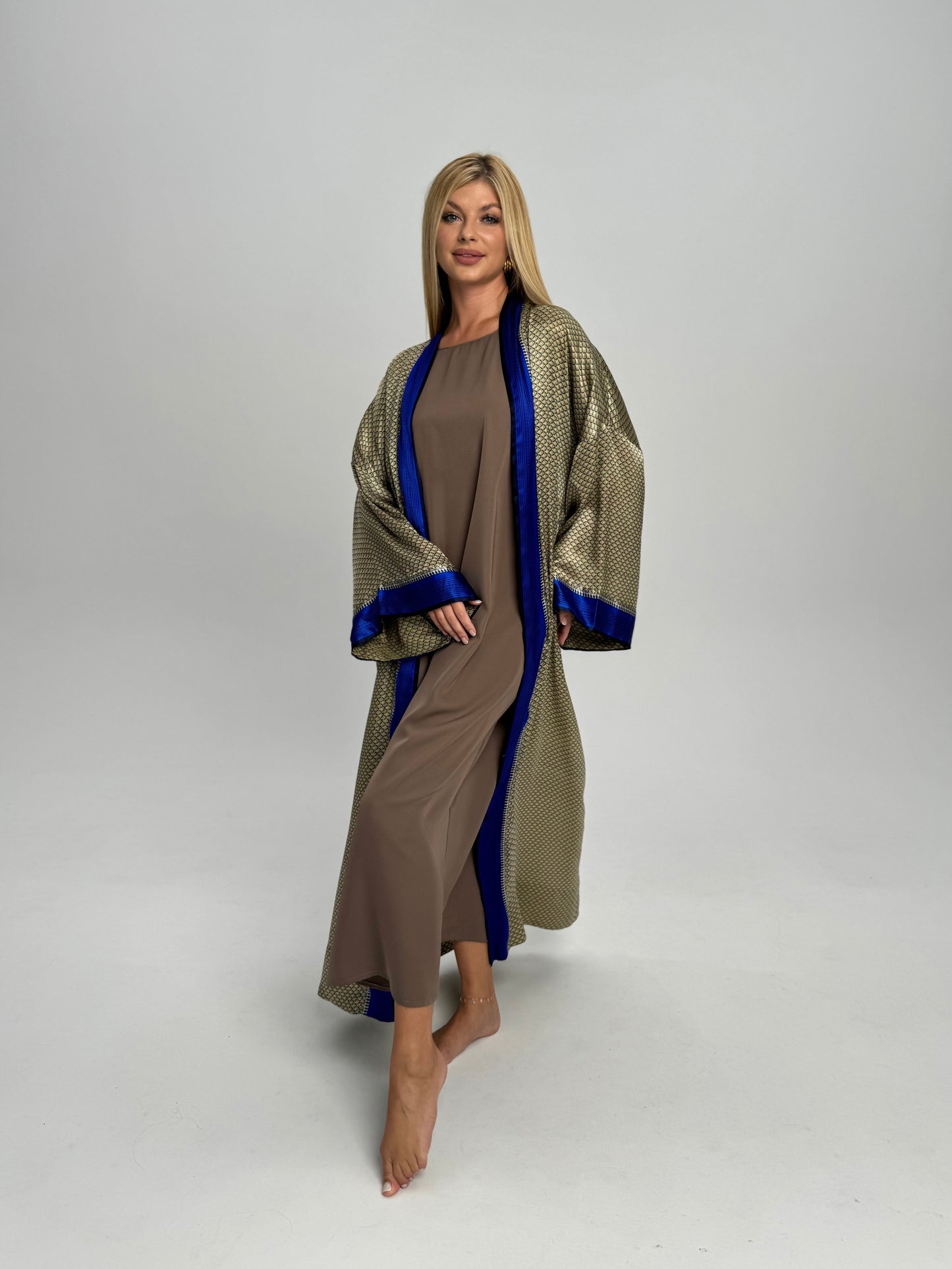 Kimono (GOLD / Blue Cuffs)