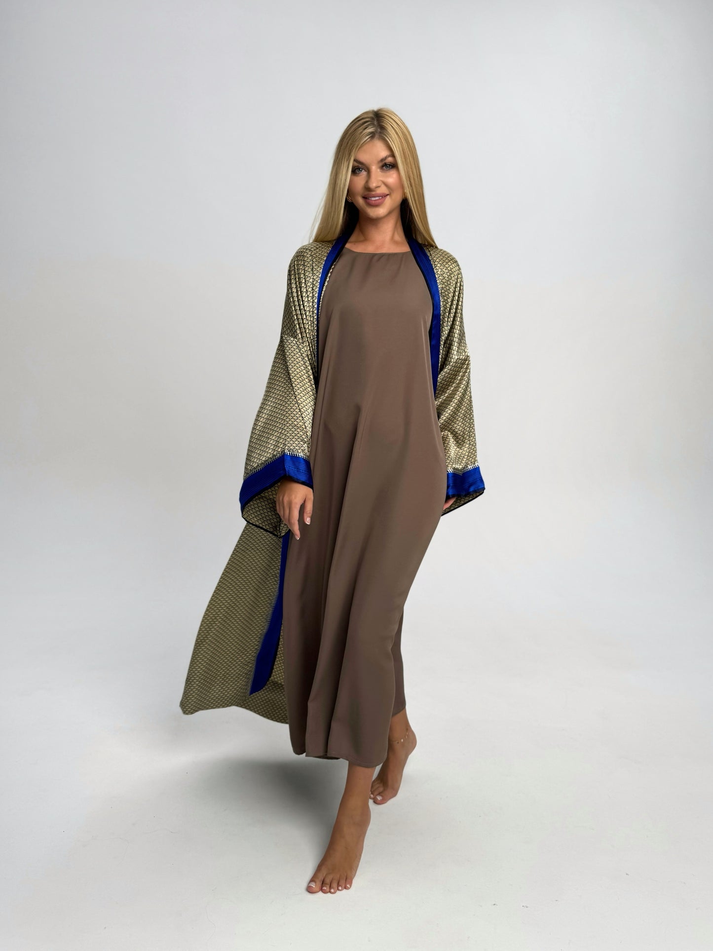 Kimono (GOLD / Blue Cuffs)