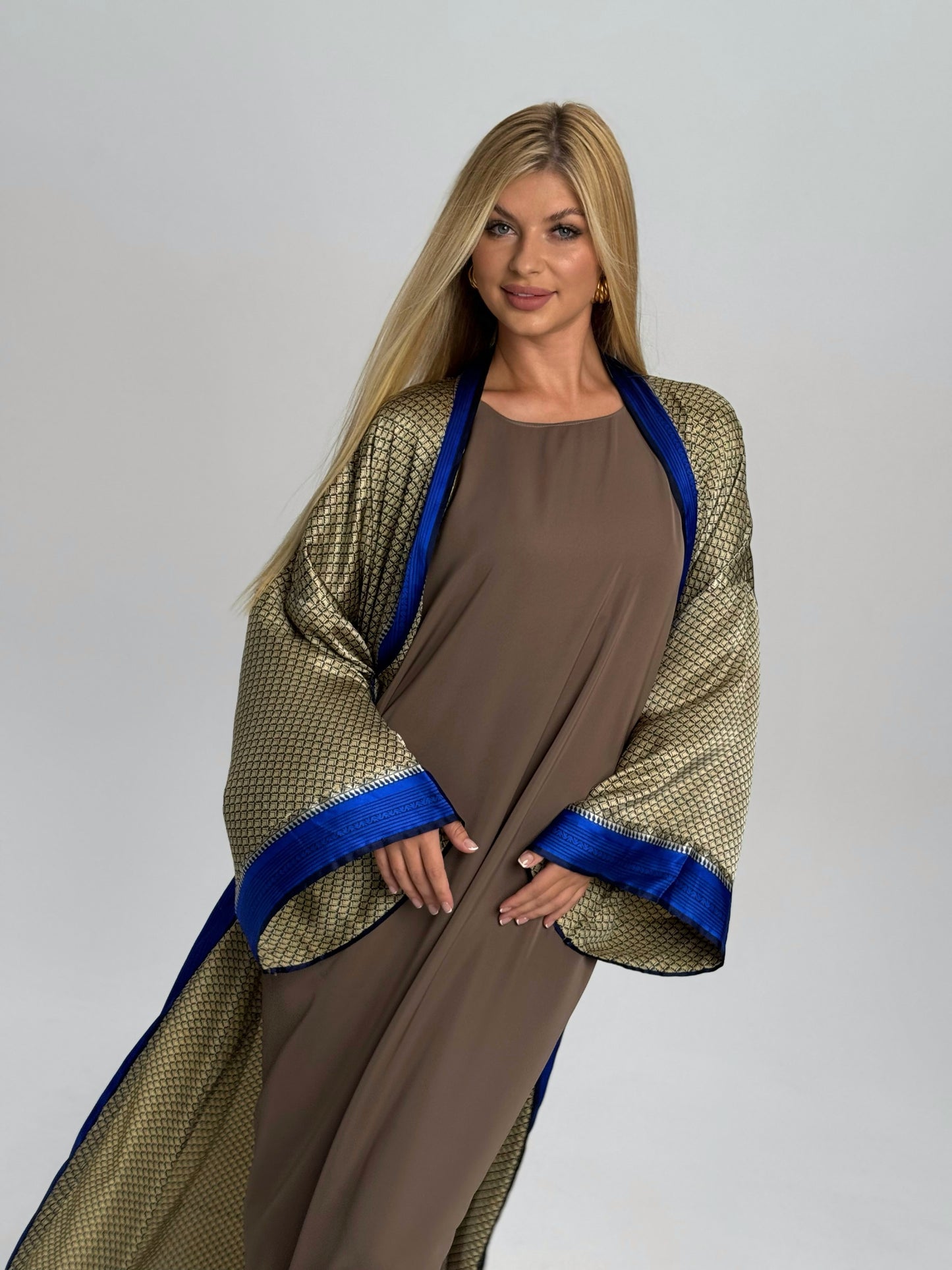 Kimono (GOLD / Blue Cuffs)